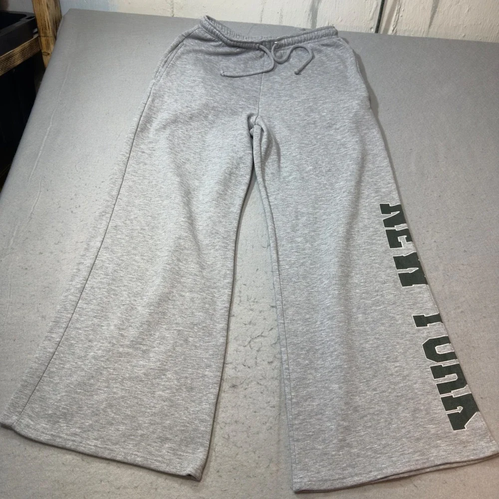 Daisy Street New York Graphic Wide Leg Sweatpants Heather Grey Mens Large L - Picture 2 of 11